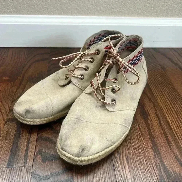 Tom's Alarco Suede Leather Desert Bootie Shoes Aztec Sneakers Women Sz 8 Lace Up - Picture 3 of 15
